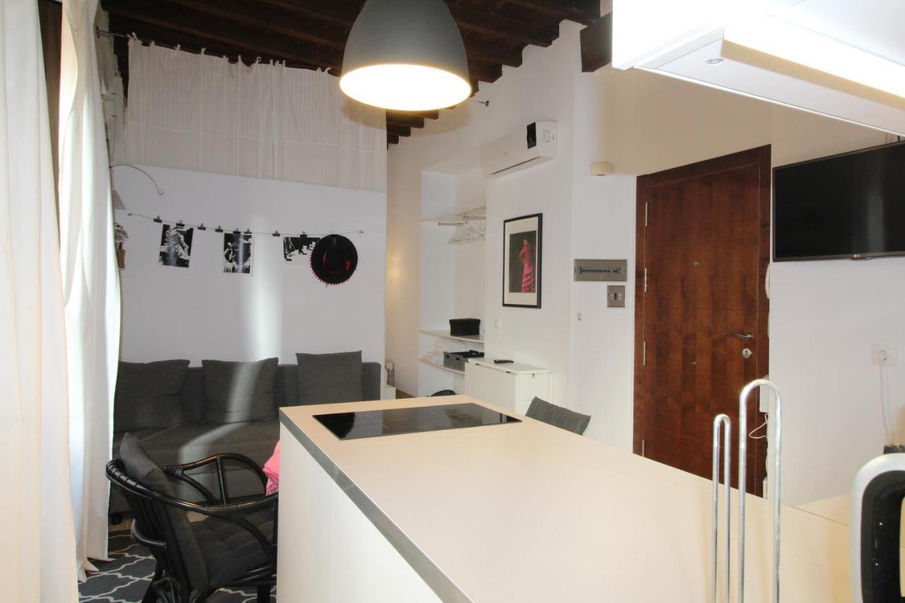 Del Parque Flats Alvarez Suite Malaga Bagian luar foto